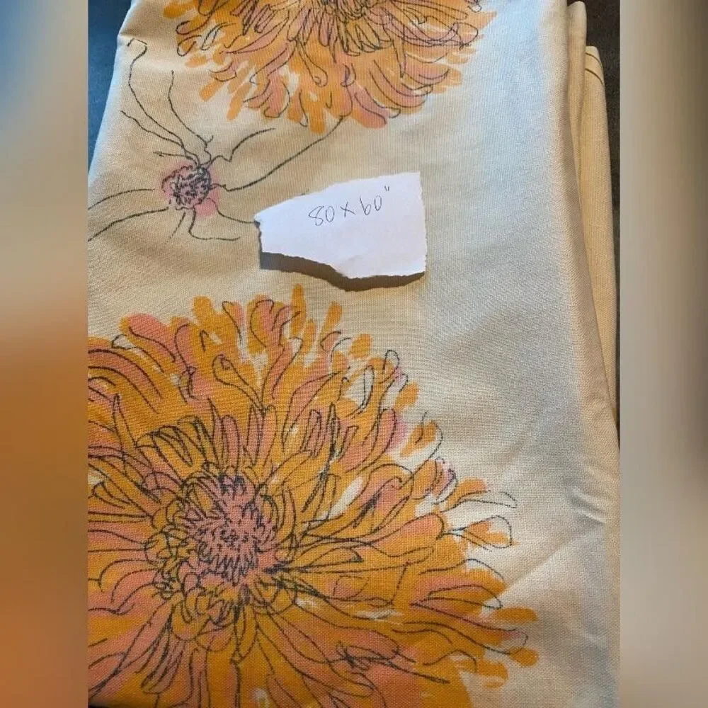Beige Chrysanthemum Floral Spiders Tablecloth 80x60” Home Decor Retro